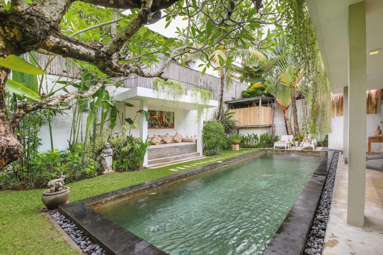 Villa Malou Seminyak Extérieur photo
